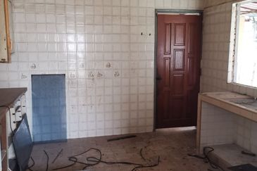  Rent Bungalow Taman Connaught Cheras 2,310sf Non Furnish 4Rooms 6CarPark