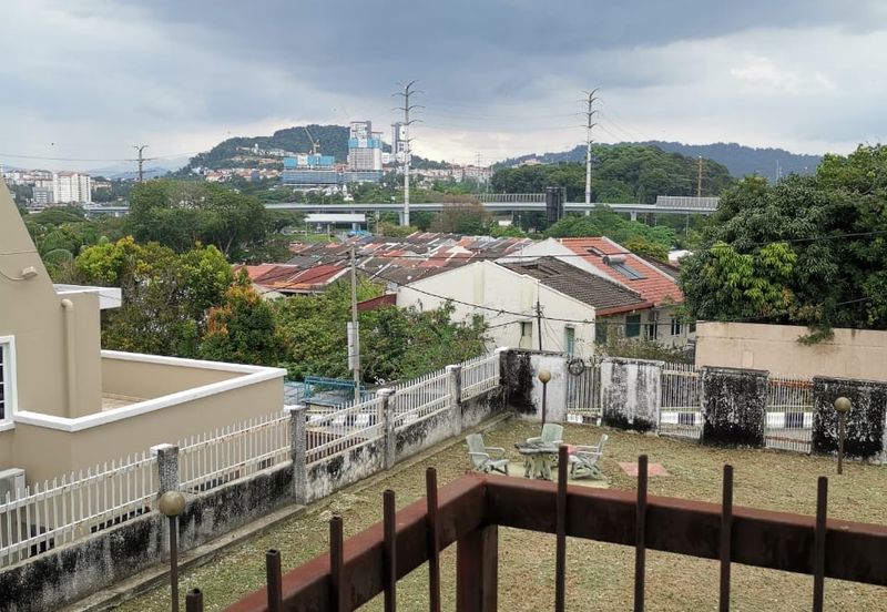  Rent Bungalow Taman Connaught Cheras 2,310sf Non Furnish 4Rooms 6CarPark