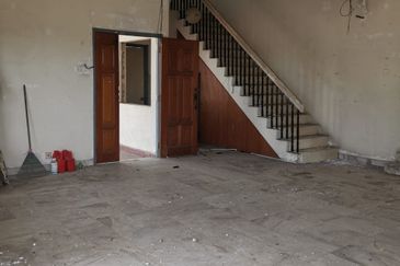  Rent Bungalow Taman Connaught Cheras 2,310sf Non Furnish 4Rooms 6CarPark