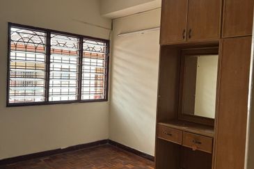 Rent House 2-Storey Bandar Kinrara BK3 2500sf 5Room Pavilion Bukit Jalil Imu Apu