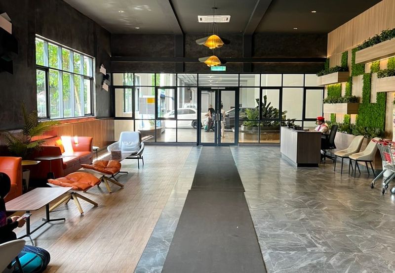 The Hipster @ Taman Desa