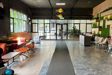 The Hipster @ Taman Desa