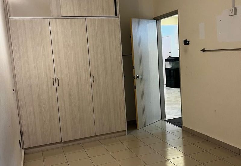 Kristal Court Robson Heights