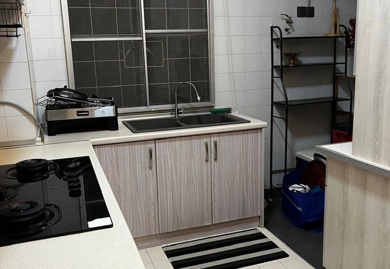 Kristal Court Robson Heights