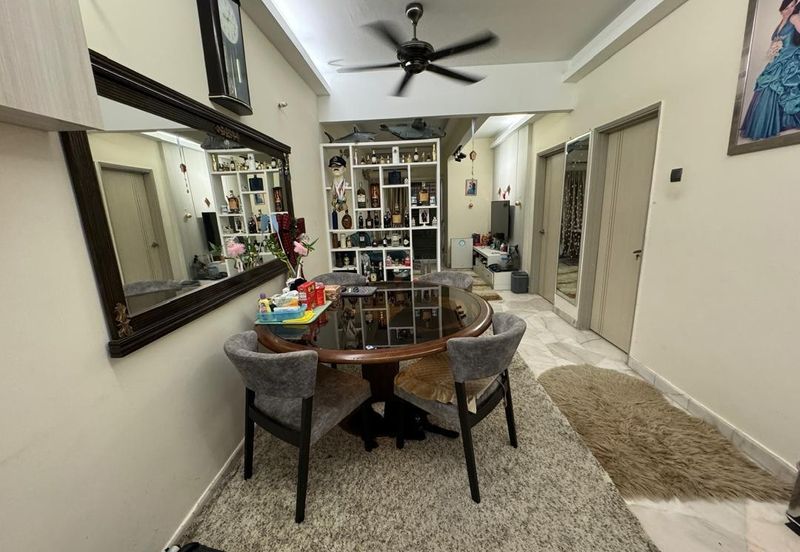 Kristal Court Robson Heights