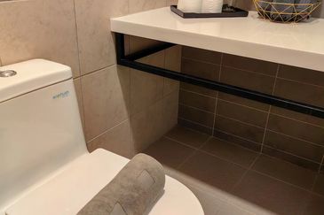 Sale Condominium The Robertson Residence Bukit Bintang 624sf FFurnished Near Lalaport