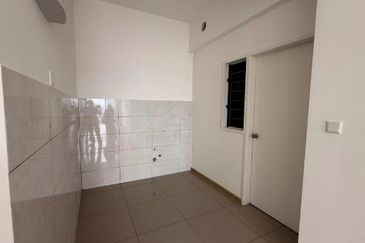 Rent Condo D’Brightton Titiwangsa 1044sf Furnish 3Rooms 2CarPark Near Sentul