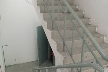 Rent Shop Factory Taman Cahaya Ampang Jalan Cahaya 10000sf PFurnish Near AEON Big