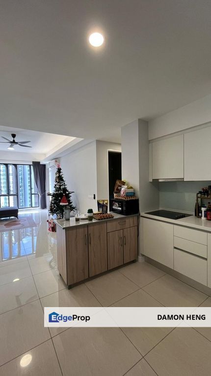 Rent Condo Sentral Suites KL Sentral 1025sf Furnish 3Rooms 2CarPark Near NU Sentral, Kuala Lumpur, KL Sentral