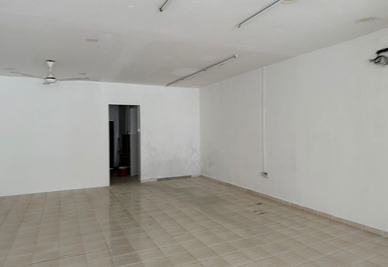 Shoplot for Rent @ Bandar Mahkota Cheras – Ground Floor, Main Road Frontage Jalan Mahkota Residence 1, Bandar Mahkota Cheras