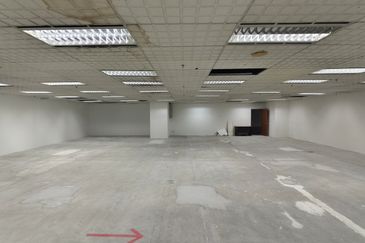 Menara HLX (formerly Menara HLA)