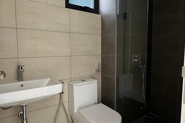 SkyMeridien @ Sentul East