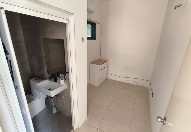 Rent Landed Office Rare Jln Tun Razak Near KL Trillion Tower 4800sf Pool, Roof Top, Special Office