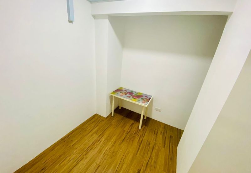 Residensi Gembira 737