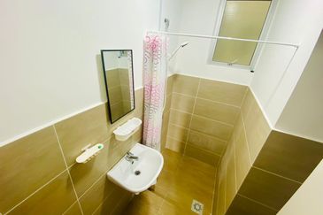 Residensi Gembira 737