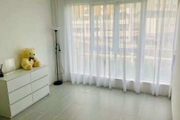 Office Rent Kuchai Lama Old Klang Road Sri Petaling 220sf with Aircond