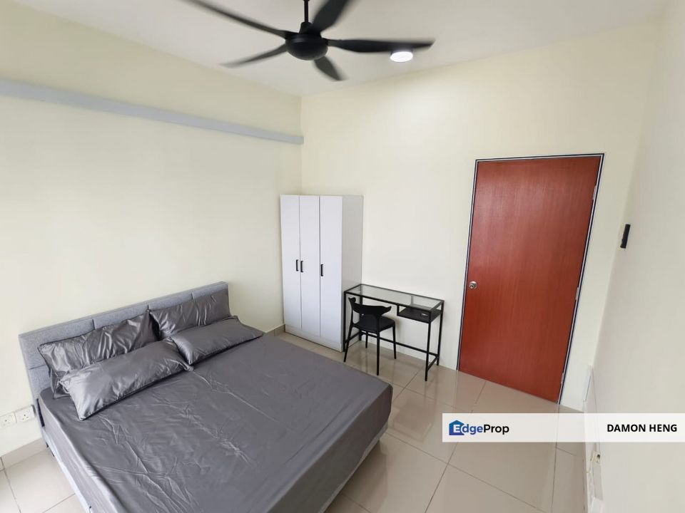 Balcony Room for Rent OUG Parklane Old Klang Road LRT Awan Besar Bukit Jalil, Kuala Lumpur, Taman OUG