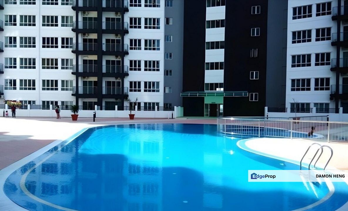 Balcony Room for Rent OUG Parklane Old Klang Road LRT Awan Besar Bukit Jalil, Kuala Lumpur, Taman OUG