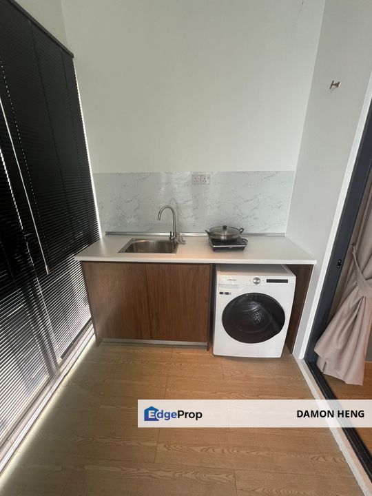Condo Rent Bangsar Trade Centre 570sf Studio LRT Kerinchi Furnished, Kuala Lumpur, Bangsar