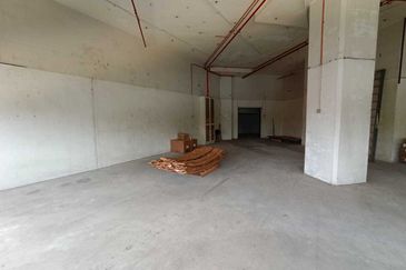 Pusat Perindustrian Binova