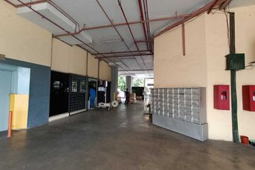 Pusat Perindustrian Binova