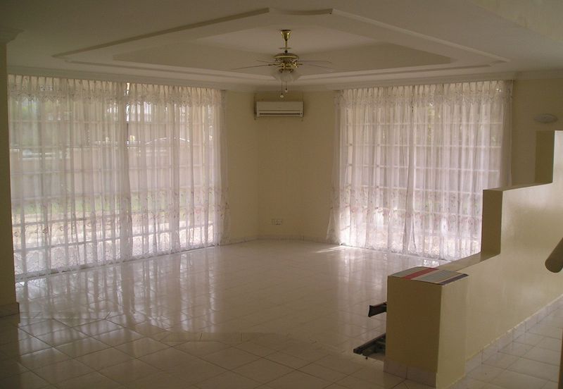 Ampang Utama 2 sty Bungalow