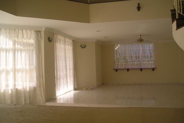 Ampang Utama 2 sty Bungalow