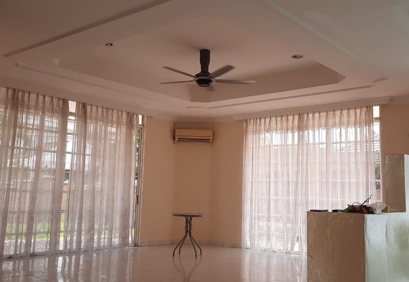 Ampang Utama 2 sty Bungalow