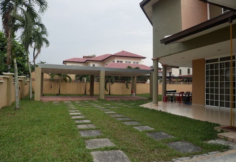 AMPANG UTAMA  3 STY BUNGALOW