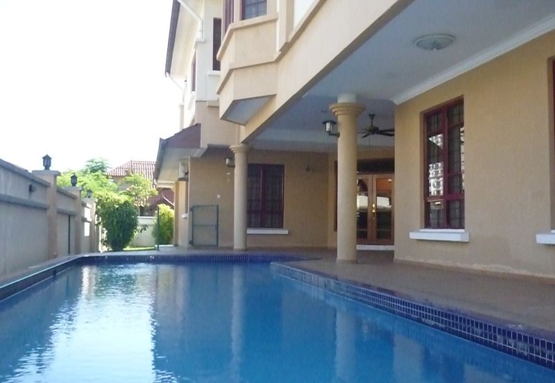 AMPANG UTAMA  3 STY BUNGALOW