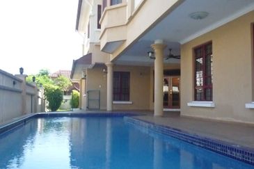 AMPANG UTAMA  3 STY BUNGALOW