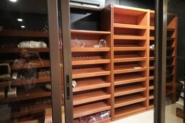 LAKE GARDEN SG LONG, 2 STY SEMI D HOUSE 