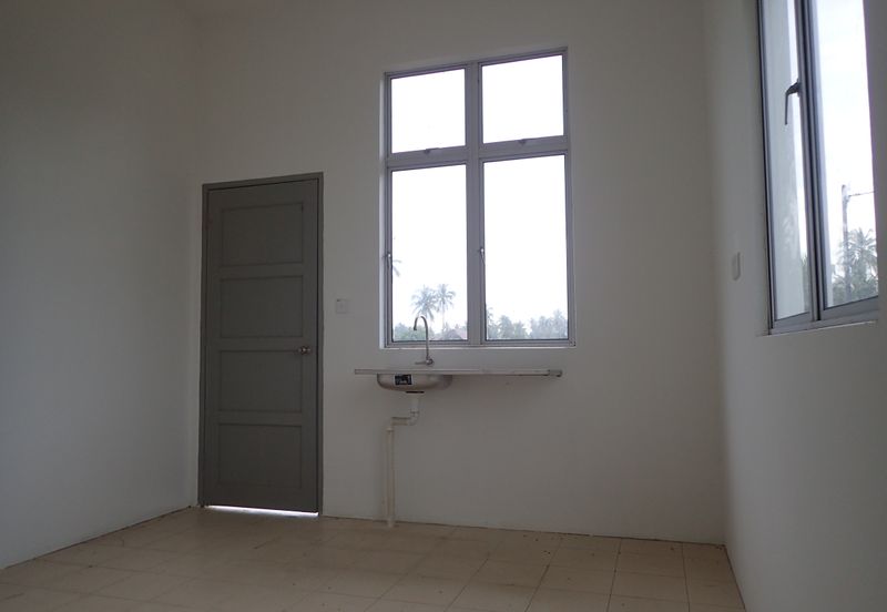 SRI MELAWI @ BACHOK TANAH LUAS BANGLO SETINGKAT