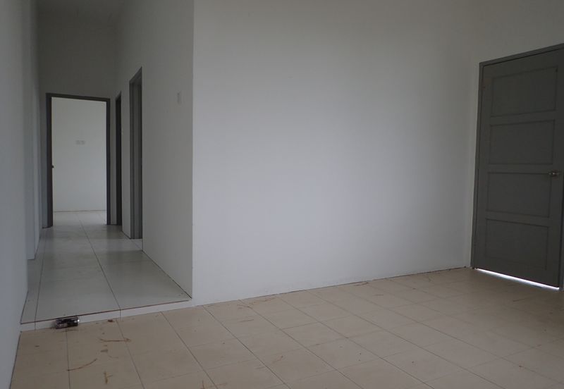 SRI MELAWI @ BACHOK TANAH LUAS BANGLO SETINGKAT