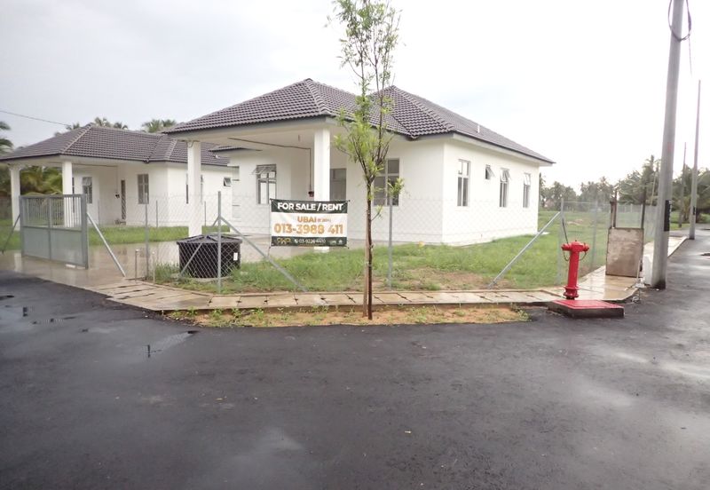 SRI MELAWI @ BACHOK TANAH LUAS BANGLO SETINGKAT