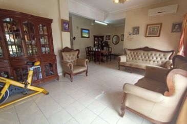 Villa Laman Tasik Condominium