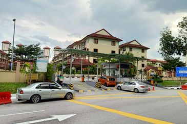 Villa Laman Tasik Condominium