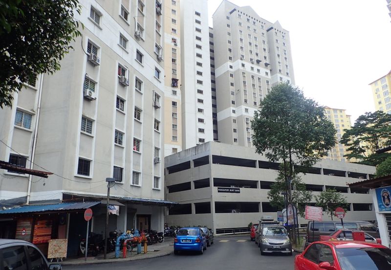 Pangsapuri Bukit Baru