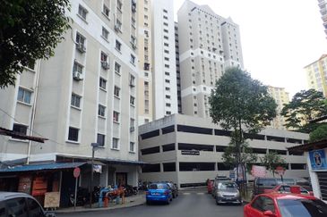 Pangsapuri Bukit Baru