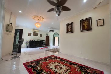 Tanah Luas Rumah Sesebuah Setingkat Kampung Batu Rembau