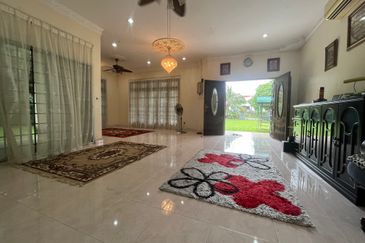 Tanah Luas Rumah Sesebuah Setingkat Kampung Batu Rembau