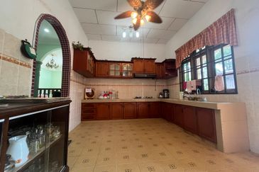 Tanah Luas Rumah Sesebuah Setingkat Kampung Batu Rembau