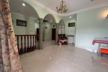 Tanah Luas Rumah Sesebuah Setingkat Kampung Batu Rembau