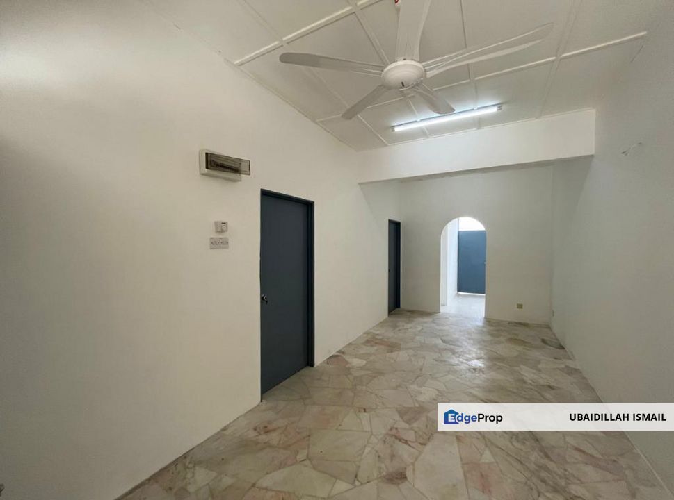 RUMAH TERES SETINGKAT CANTIK ALAM MEGAH SEKSYEN 27 SHAH ALAM, Selangor, Shah Alam