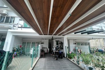 Rumah Cantik Kantan Permai Townhouse 3 Bilik Taman Kantan Permai Kajang