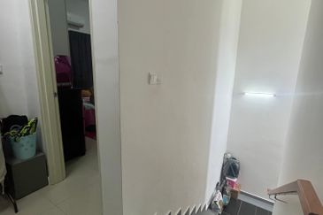 Rumah Cantik Kantan Permai Townhouse 3 Bilik Taman Kantan Permai Kajang