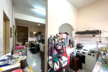 Taman Desa Cempaka 3