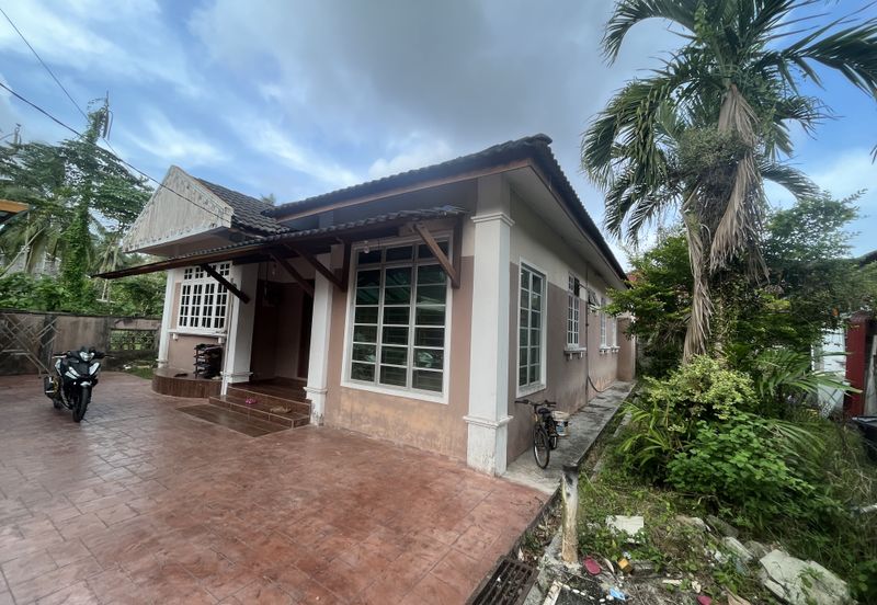 Taman Mawar Chicha Kubang Kerian Rumah Banglo Setingkat Freehold