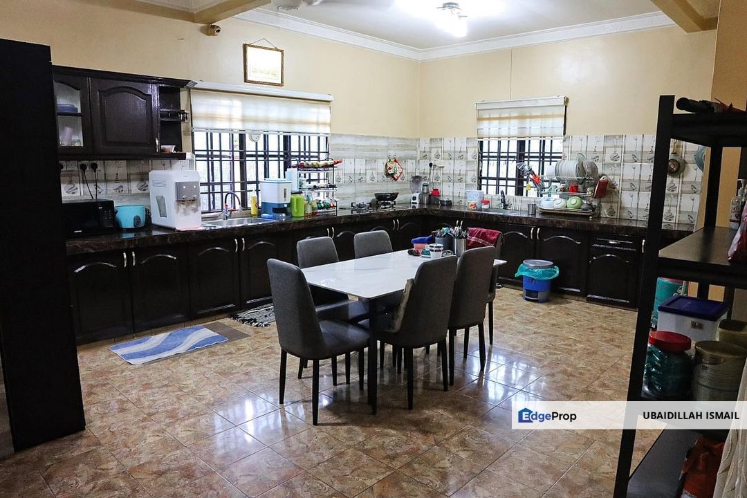 Rumah Teres Corner Lot Seksyen 7 Bandar Baru Bangi Untuk Dijual, Selangor, Bangi