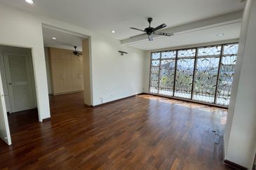 Bandar Tun Hussein Onn